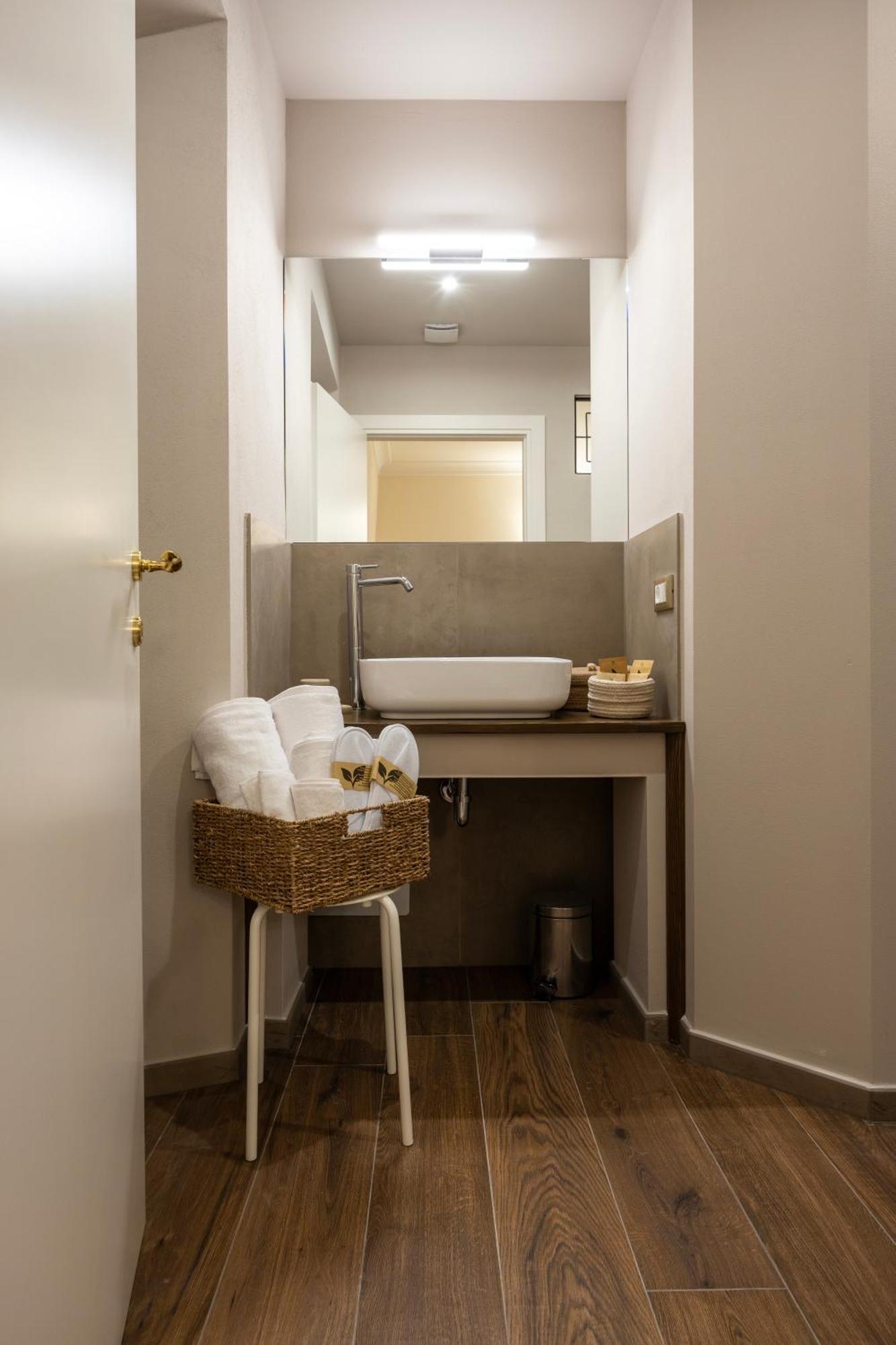 Borghi Palazzo Gessi Room And Breakfast מראה חיצוני תמונה