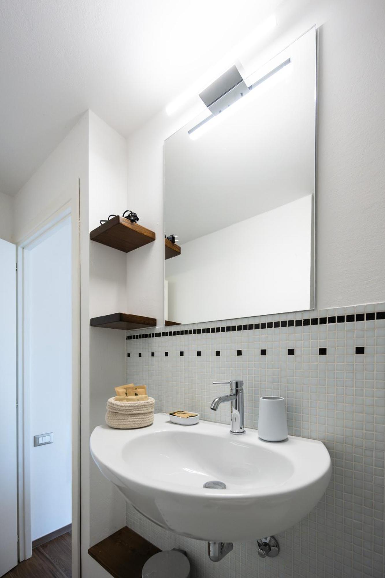 Borghi Palazzo Gessi Room And Breakfast מראה חיצוני תמונה