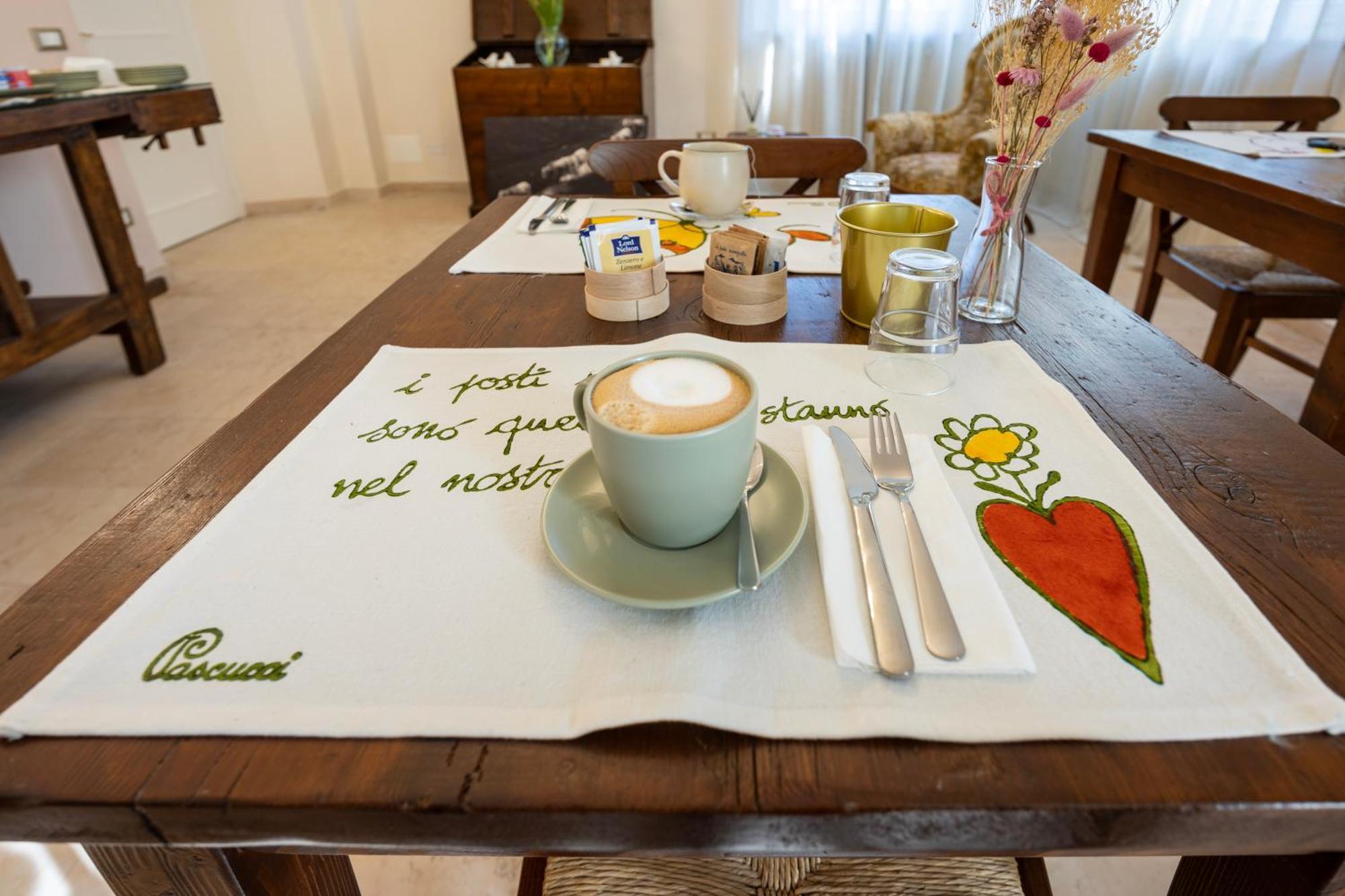 Borghi Palazzo Gessi Room And Breakfast מראה חיצוני תמונה