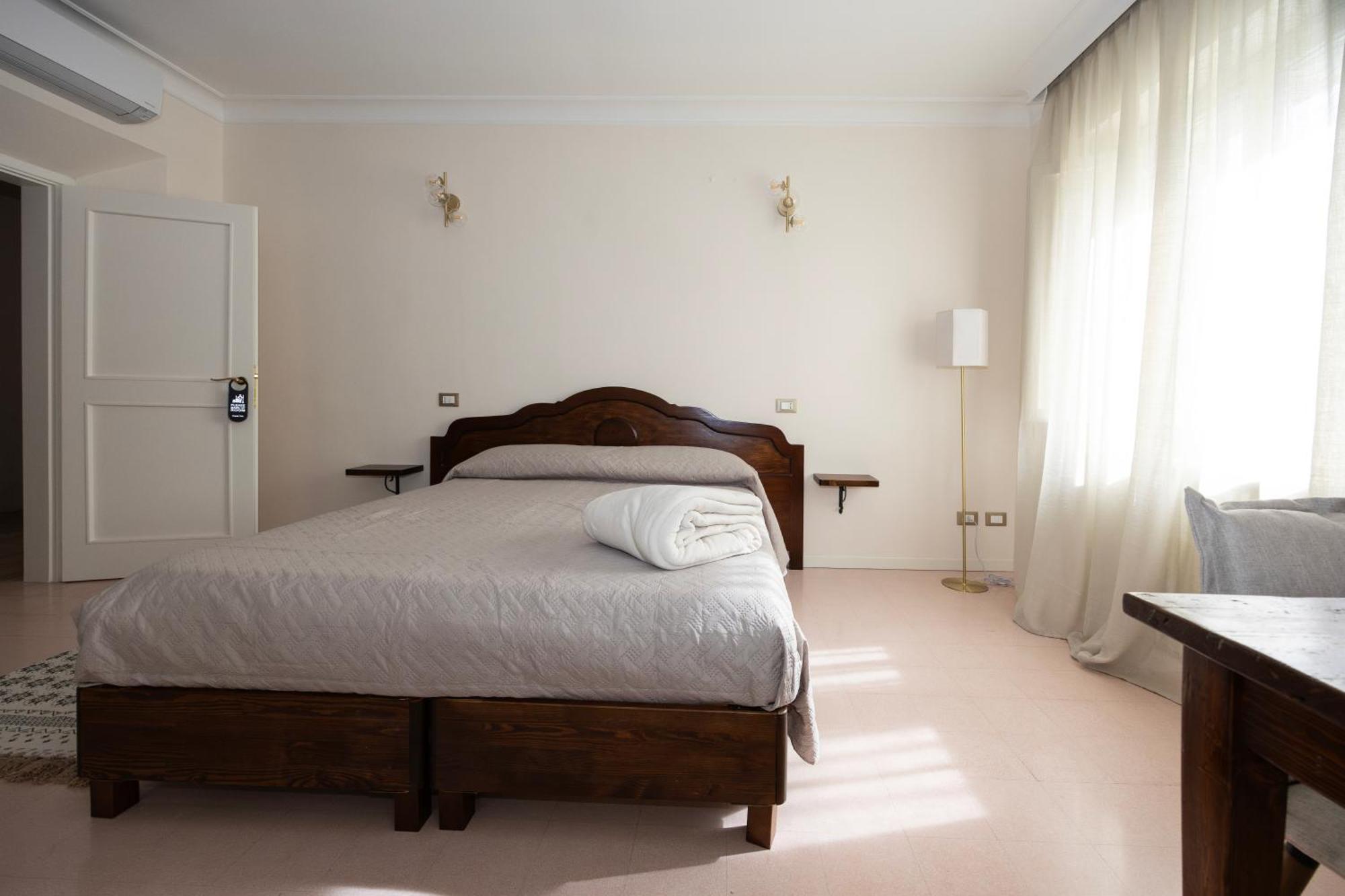Borghi Palazzo Gessi Room And Breakfast מראה חיצוני תמונה