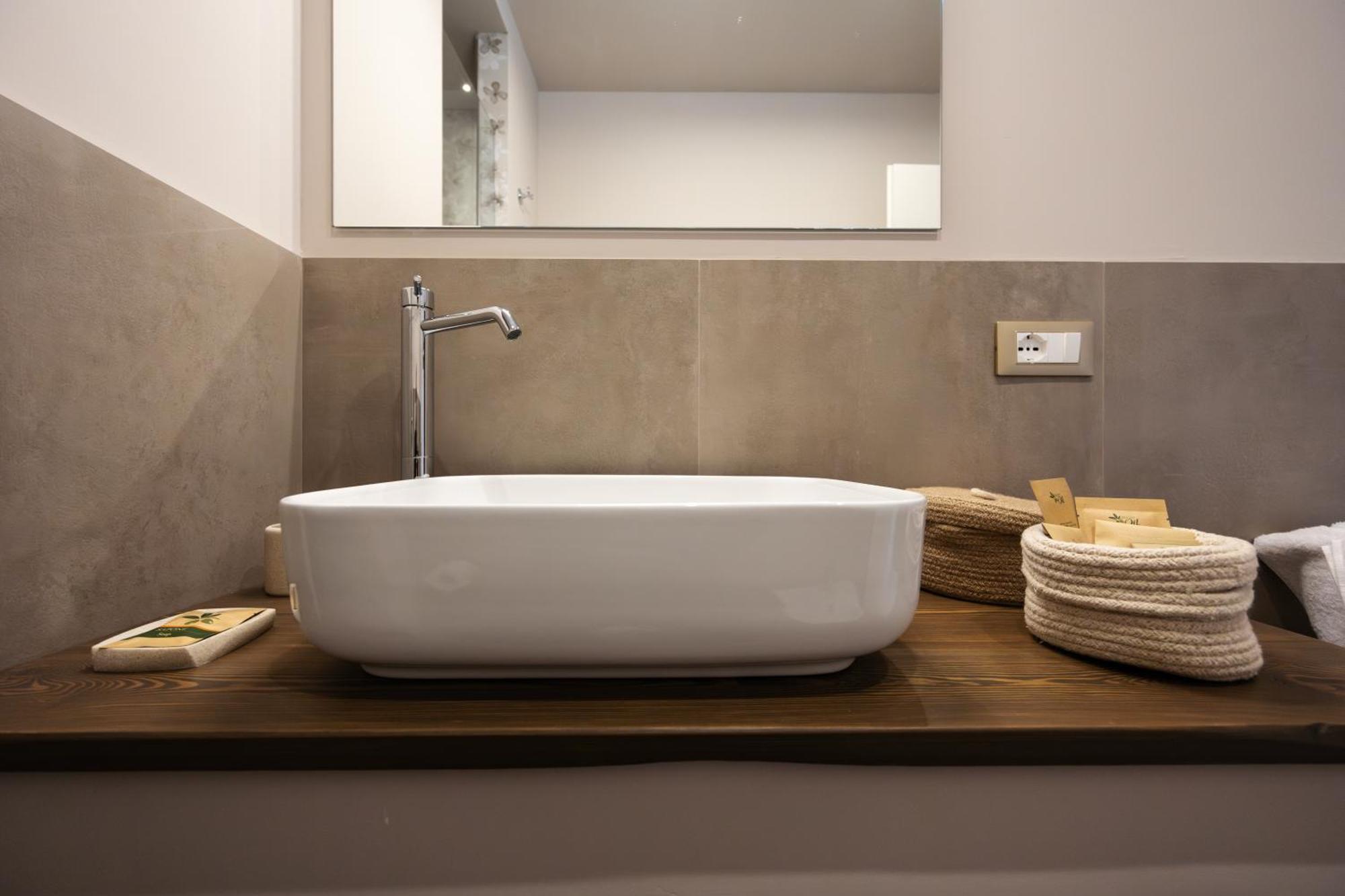 Borghi Palazzo Gessi Room And Breakfast מראה חיצוני תמונה