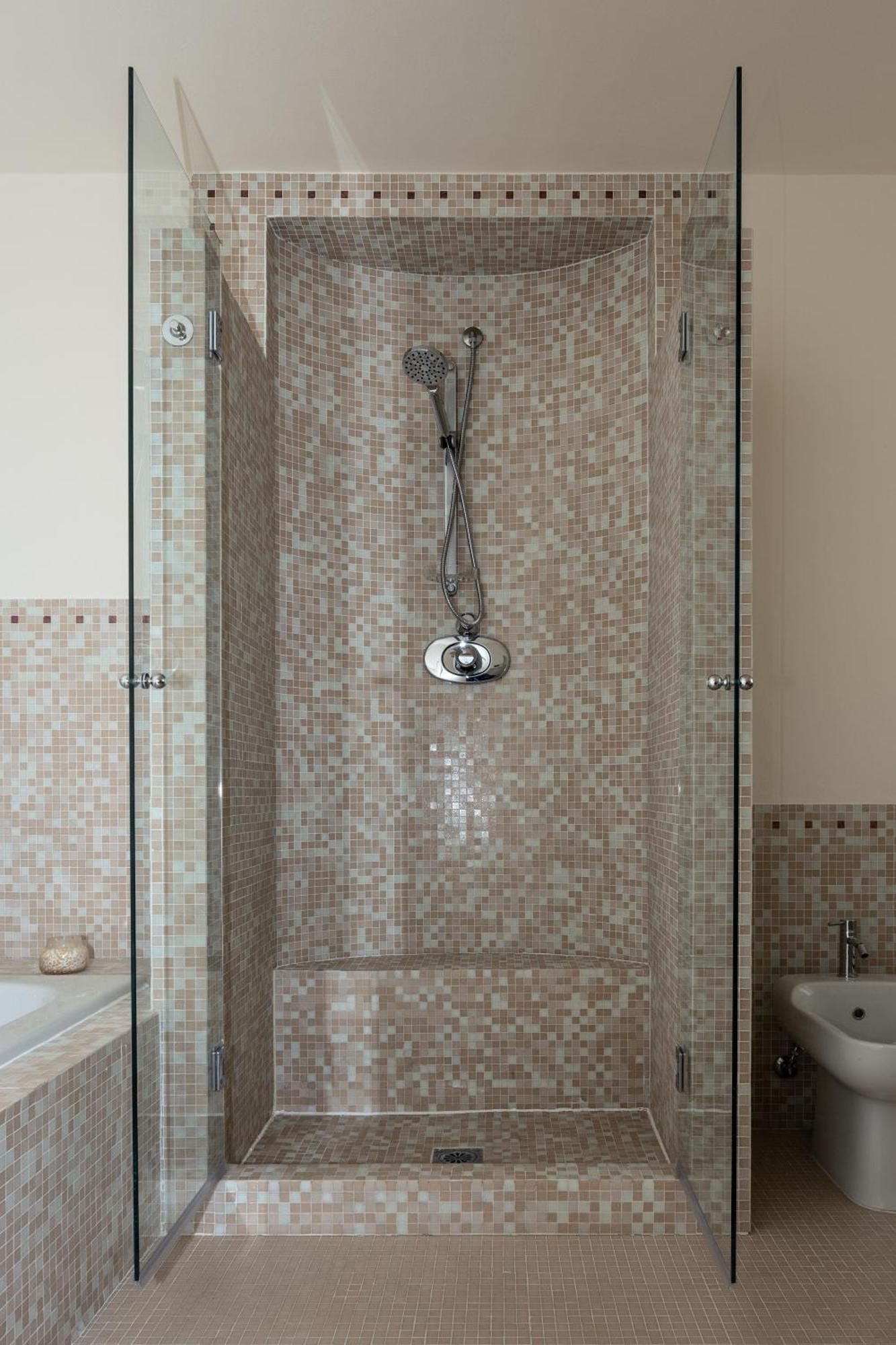 Borghi Palazzo Gessi Room And Breakfast מראה חיצוני תמונה