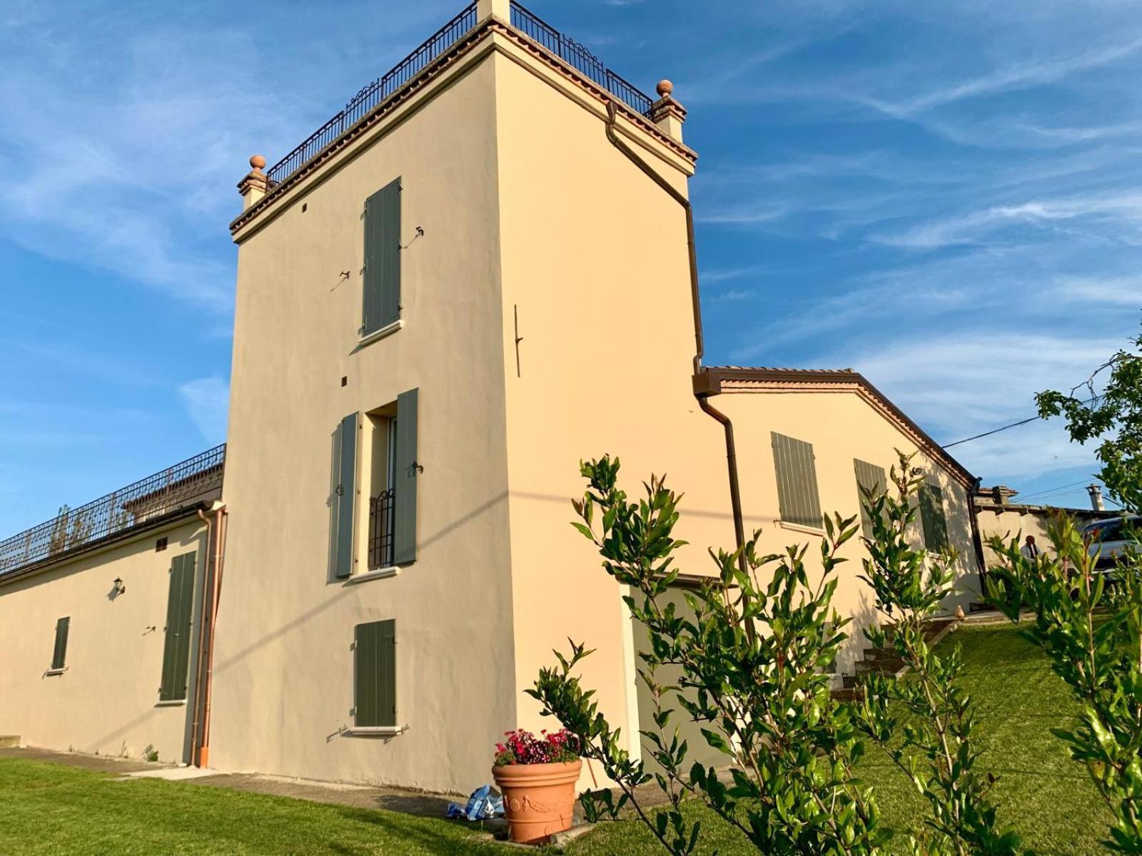 Borghi Palazzo Gessi Room And Breakfast מראה חיצוני תמונה